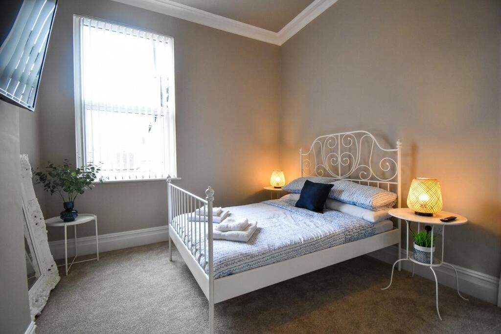 Hesketh Villa - 4 Bedroom Seaside Holiday Home Blackpool Exterior photo