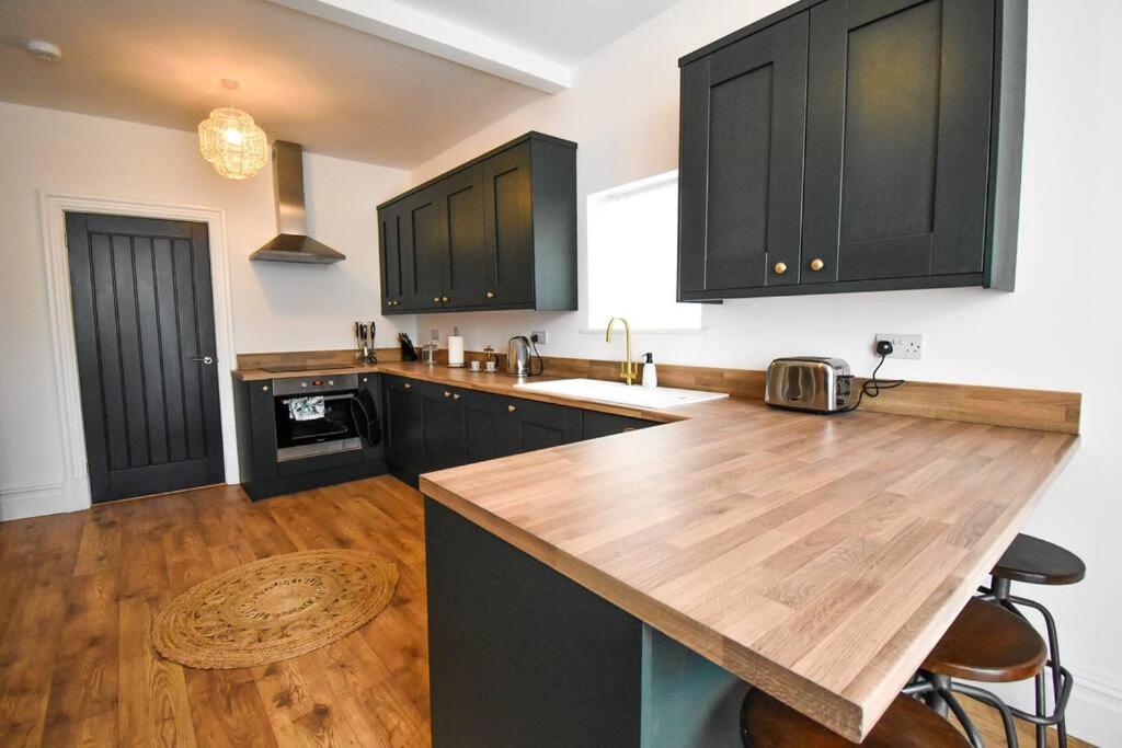 Hesketh Villa - 4 Bedroom Seaside Holiday Home Blackpool Exterior photo